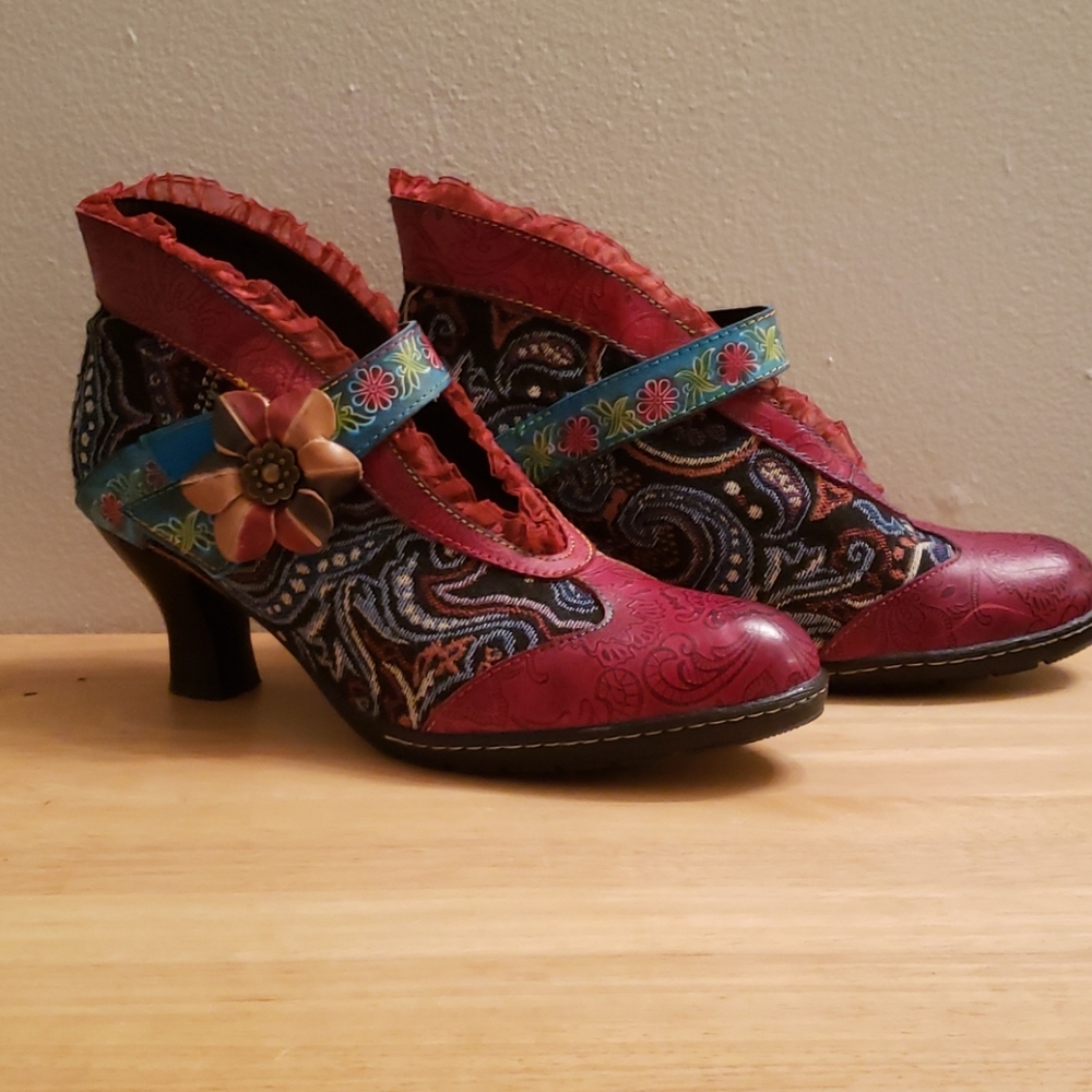 Socofy Bohemian Pumps